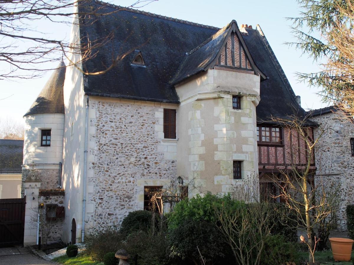 Manoir Du Rouvre Hotel Mettray Exterior photo