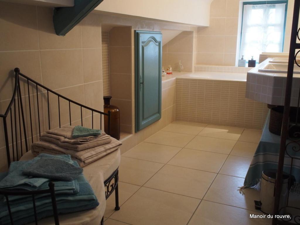Manoir Du Rouvre Hotel Mettray Room photo