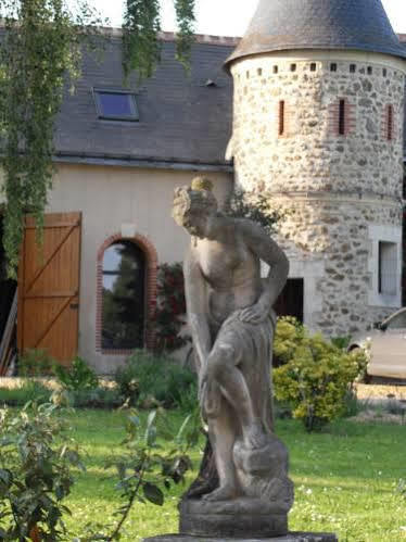 Manoir Du Rouvre Hotel Mettray Exterior photo