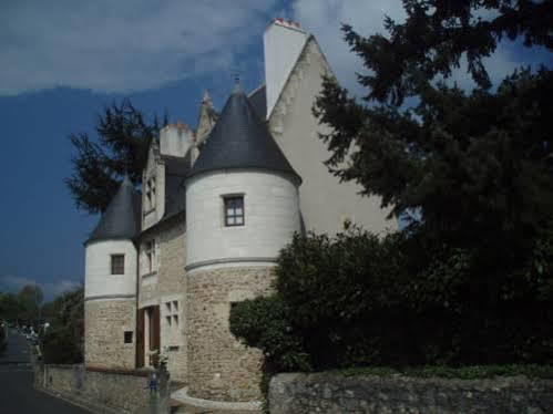 Manoir Du Rouvre Hotel Mettray Exterior photo